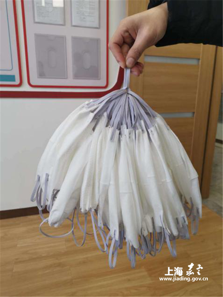 3cdbfd85572a41a1959bbf4f1f8a0f3b.png