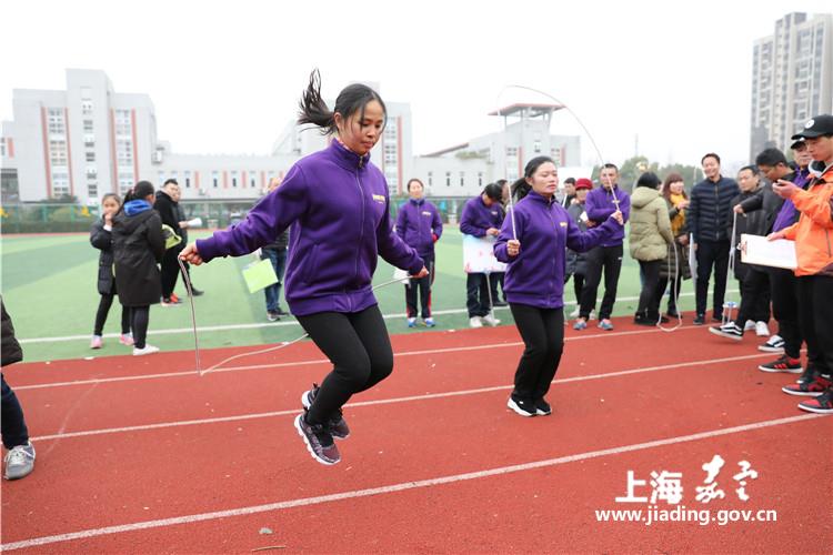 b84bca206eb44f898c163feb8ebbb2b5.jpg